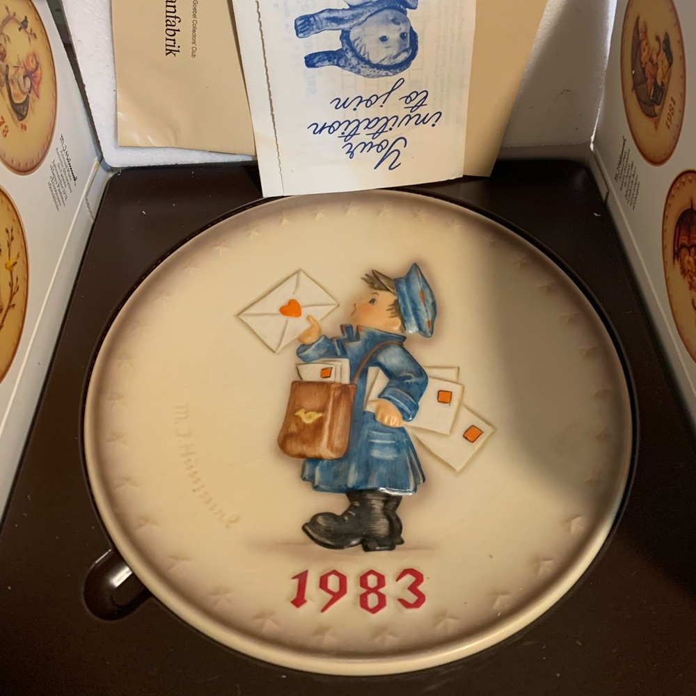 MJ Hummel 1983 Annual Plate